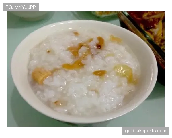 昌雅妮家的冰箱里塞满了蛋白粉,连饮料都得按克称着喝 昌雅妮家的冰箱里塞满了蛋白粉,连饮料都得按克称着喝